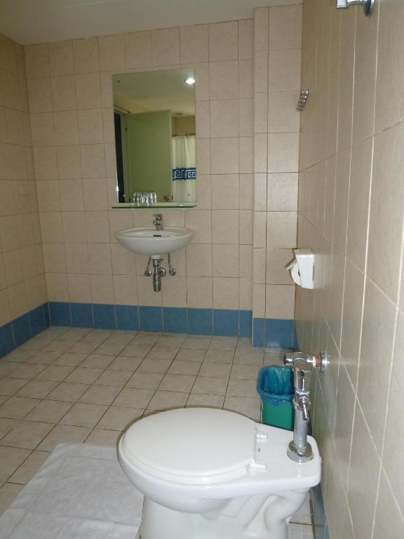 Sequoia Inn Davao Habitación foto
